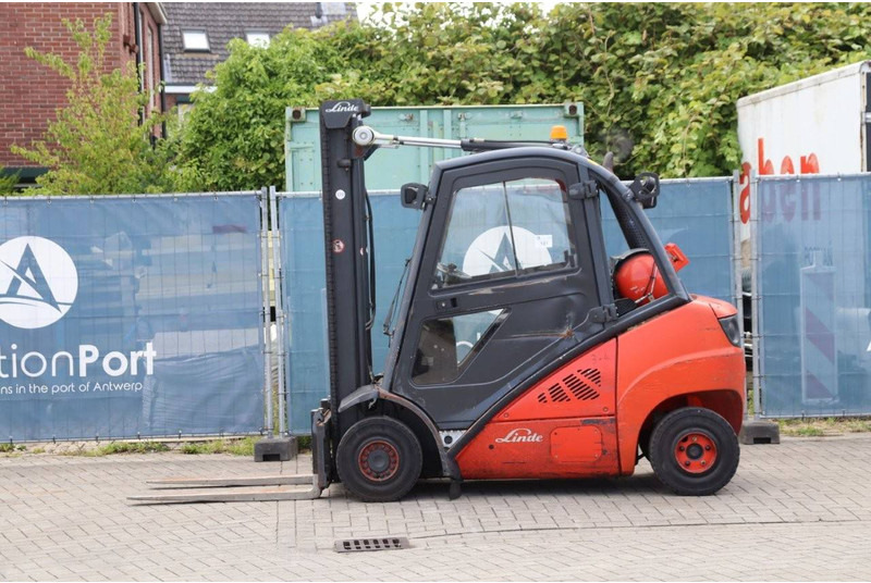 Linde H25T - מלגזת LPG: תמונה 2 Linde H25T - מלגזת LPG: תמונה 2