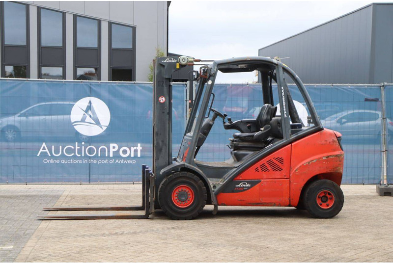 Linde H30D-02 - מלגזת סולר: תמונה 1 Linde H30D-02 - מלגזת סולר: תמונה 1