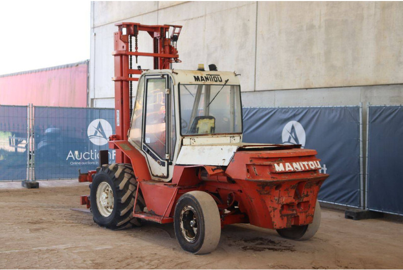 Manitou - מלגזת שטח קשה: תמונה 4 Manitou - מלגזת שטח קשה: תמונה 4
