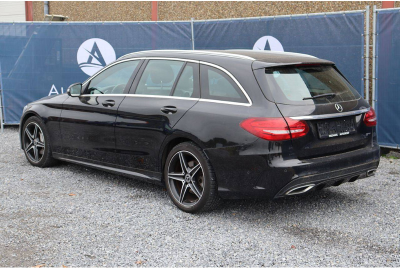 Mercedes-Benz C-Klasse 180 D - סדאן: תמונה 4 Mercedes-Benz C-Klasse 180 D - סדאן: תמונה 4