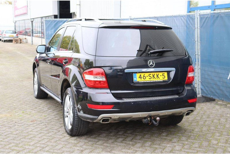 Mercedes-Benz M-Klasse ML 350 CDI 4MATIC - סדאן: תמונה 4 Mercedes-Benz M-Klasse ML 350 CDI 4MATIC - סדאן: תמונה 4