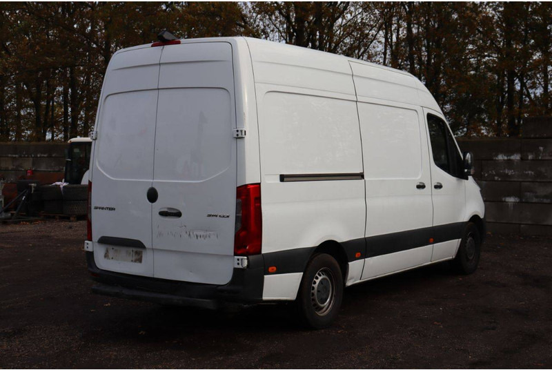 כלי רכב מסחרי עם לוח Mercedes-Benz Sprinter 314 CDI: תמונה 6