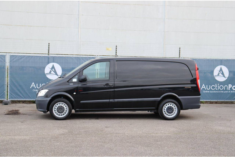 Mercedes-Benz Vito 110 CDI - כלי רכב מסחרי עם לוח: תמונה 1 Mercedes-Benz Vito 110 CDI - כלי רכב מסחרי עם לוח: תמונה 1