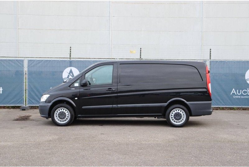 Mercedes-Benz Vito 110 CDI - כלי רכב מסחרי עם לוח: תמונה 2 Mercedes-Benz Vito 110 CDI - כלי רכב מסחרי עם לוח: תמונה 2