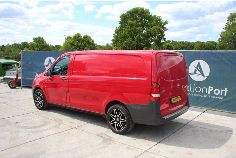 Mercedes-Benz Vito - כלי רכב מסחרי עם לוח: תמונה 3 Mercedes-Benz Vito - כלי רכב מסחרי עם לוח: תמונה 3