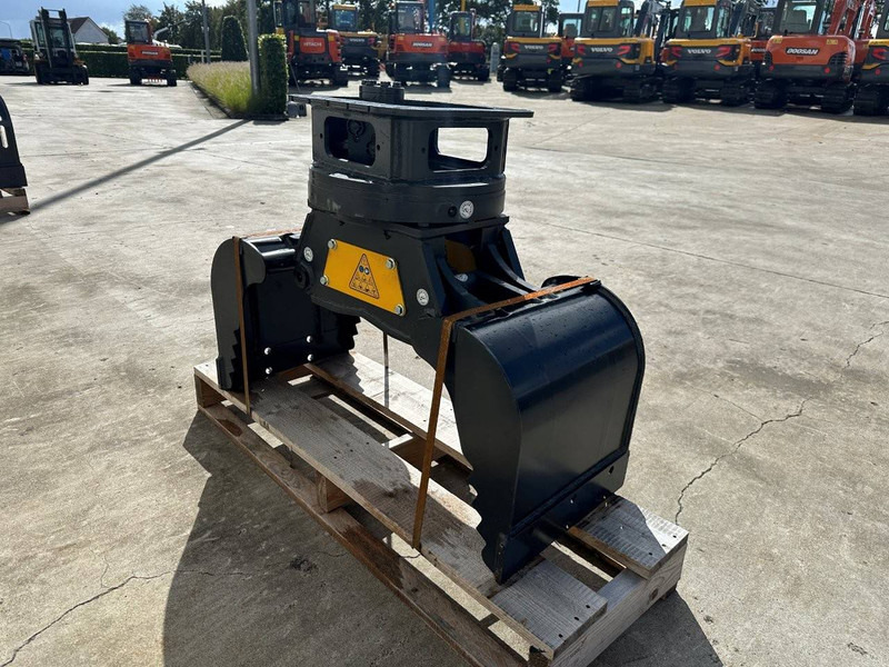 Mustang GRP150CH - מכונת אחיזה: תמונה 4 Mustang GRP150CH - מכונת אחיזה: תמונה 4
