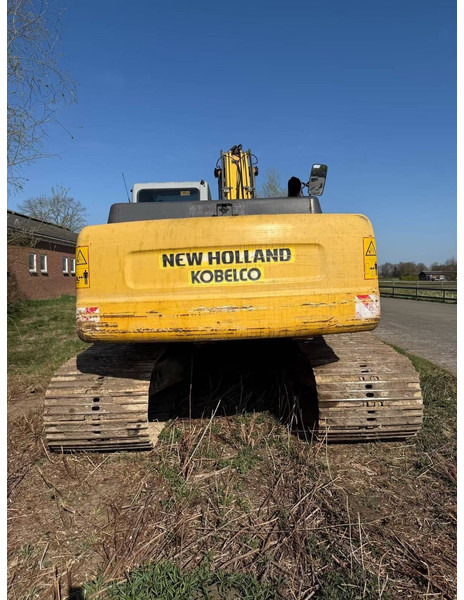 New Holland E215 - מחפר סורק: תמונה 3 New Holland E215 - מחפר סורק: תמונה 3