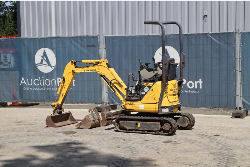 New Holland E9SR - מיני מחפר: תמונה 3 New Holland E9SR - מיני מחפר: תמונה 3