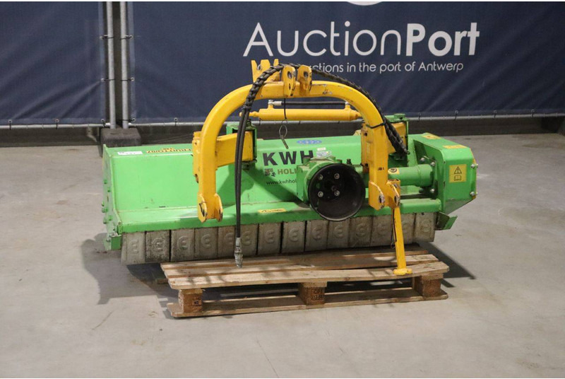 New Holland FRUTTO-07 140 - מכסחת גינה: תמונה 1 New Holland FRUTTO-07 140 - מכסחת גינה: תמונה 1