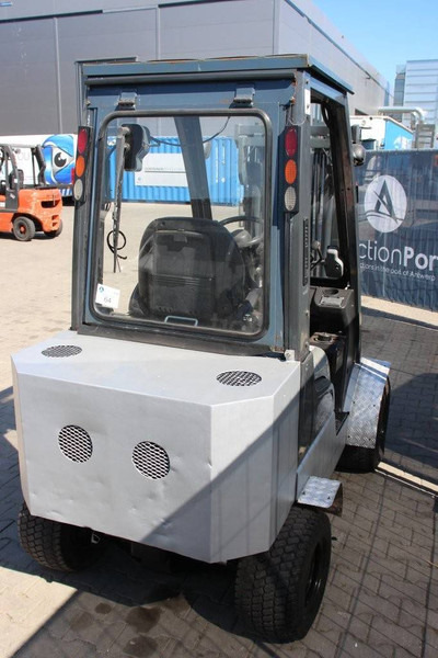 Nissan FL01A15 - מלגזת סולר: תמונה 5 Nissan FL01A15 - מלגזת סולר: תמונה 5