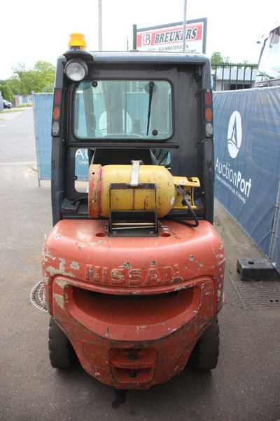 Nissan UD02A20PQ - מלגזת LPG: תמונה 4 Nissan UD02A20PQ - מלגזת LPG: תמונה 4