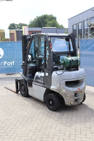 Nissan UD02A25PQ - מלגזת LPG: תמונה 4 Nissan UD02A25PQ - מלגזת LPG: תמונה 4