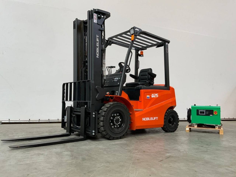 Noblelift Q25 - מלגזה חשמלית: תמונה 3 Noblelift Q25 - מלגזה חשמלית: תמונה 3