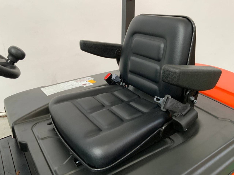 Noblelift Q25 - מלגזה חשמלית: תמונה 5 Noblelift Q25 - מלגזה חשמלית: תמונה 5