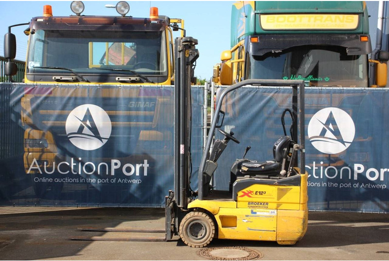 OM Carrelli XE 12 3 - מלגזה חשמלית: תמונה 2 OM Carrelli XE 12 3 - מלגזה חשמלית: תמונה 2
