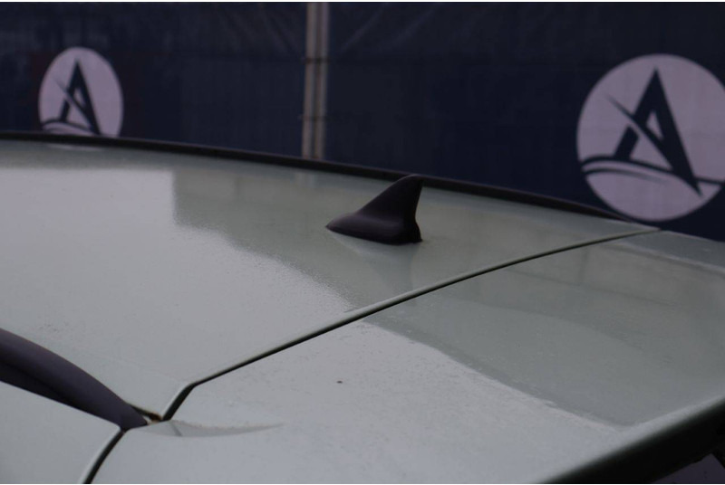 מכונית Opel Astra Sports Tourer: תמונה 15 מכונית Opel Astra Sports Tourer: תמונה 15