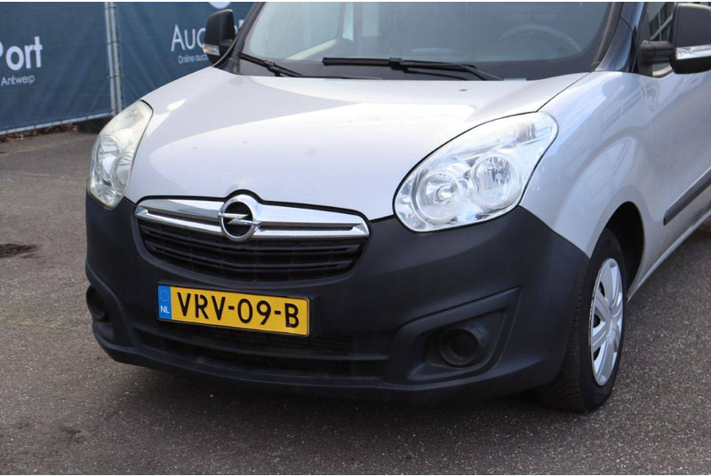 כלי רכב מסחרי עם לוח Opel Combo: תמונה 9