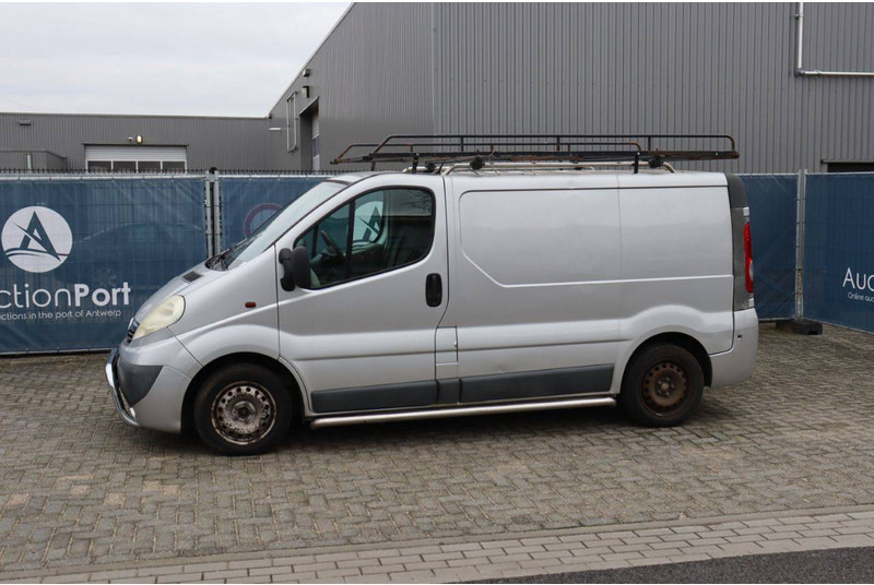 Opel Vivaro 2.0CDTI/66KW-E4 2.7T L1H1 - כלי רכב מסחרי עם לוח: תמונה 1 Opel Vivaro 2.0CDTI/66KW-E4 2.7T L1H1 - כלי רכב מסחרי עם לוח: תמונה 1