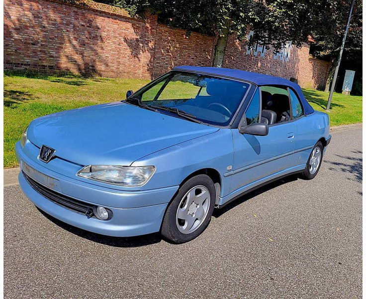 Peugeot 306 Cabriolet 1.6 Automatic - סדאן: תמונה 1 Peugeot 306 Cabriolet 1.6 Automatic - סדאן: תמונה 1