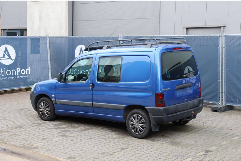 Peugeot Partner - כלי רכב מסחרי עם לוח: תמונה 4 Peugeot Partner - כלי רכב מסחרי עם לוח: תמונה 4