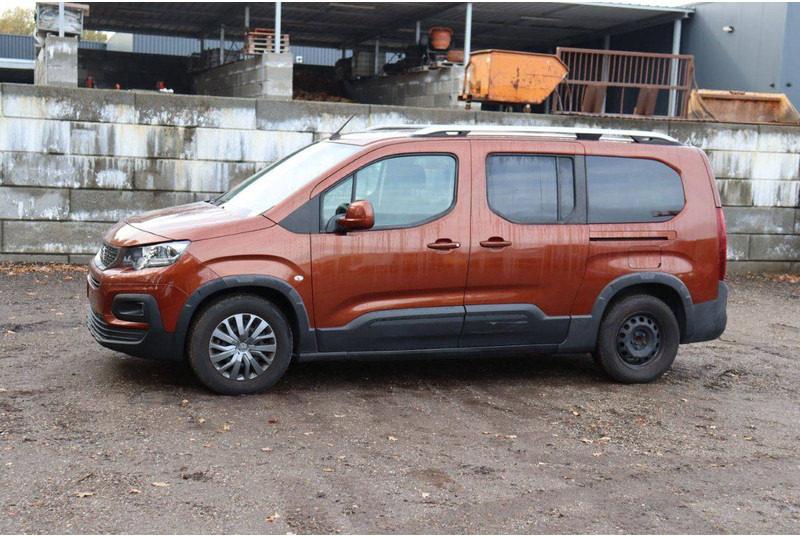 Peugeot Rifter - כלי רכב מסחרי עם לוח: תמונה 1 Peugeot Rifter - כלי רכב מסחרי עם לוח: תמונה 1