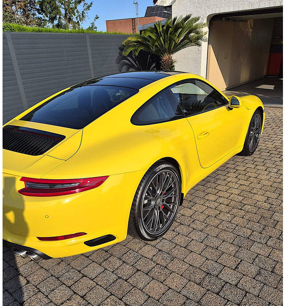Porsche 911 (991.2) _ Carrera S - סדאן: תמונה 2 Porsche 911 (991.2) _ Carrera S - סדאן: תמונה 2