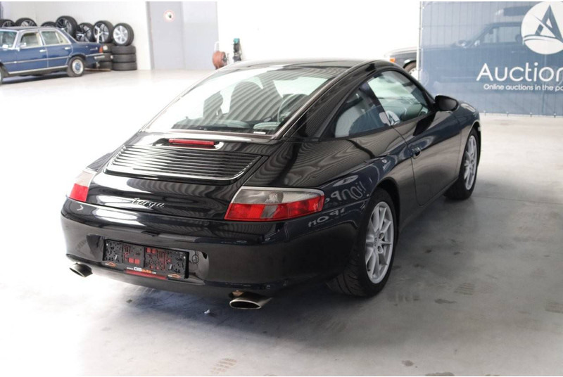 סדאן Porsche 911 996 Targa 3.6i Tiptronic: תמונה 6