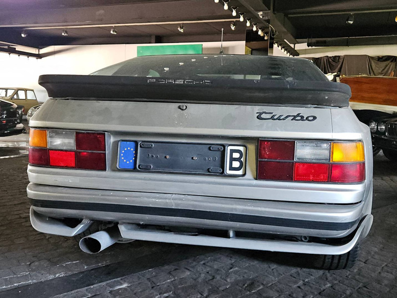 Porsche 944 Turbo - סדאן: תמונה 3 Porsche 944 Turbo - סדאן: תמונה 3