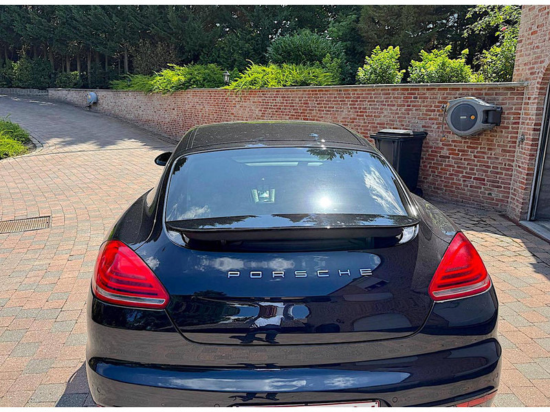 Porsche Panamera 3.0 V6 Diesel - סדאן: תמונה 2 Porsche Panamera 3.0 V6 Diesel - סדאן: תמונה 2