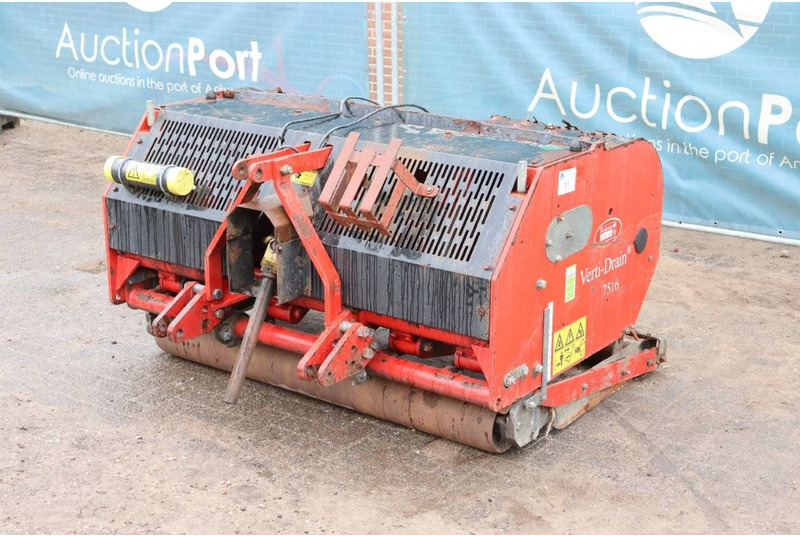 Redexim Verti-Drain 7516 - ציוד עיבוד קרקע: תמונה 3 Redexim Verti-Drain 7516 - ציוד עיבוד קרקע: תמונה 3