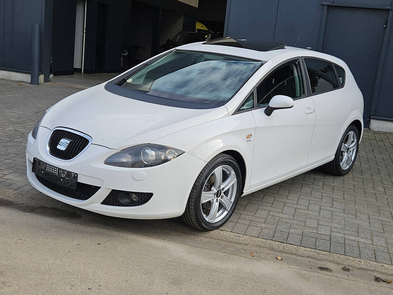 SEAT Leon 1.4 TSI - סדאן: תמונה 1 SEAT Leon 1.4 TSI - סדאן: תמונה 1