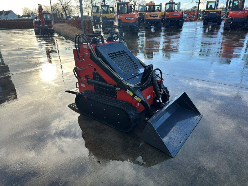 SMACH SH380 - מעמיס זוחל: תמונה 3 SMACH SH380 - מעמיס זוחל: תמונה 3