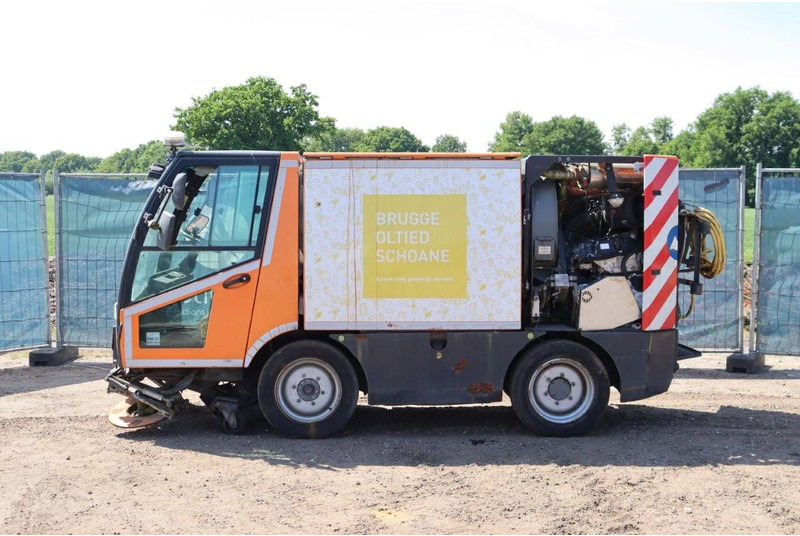 Schmidt MFH 2500 Typ:11 - מטאטא כבישים: תמונה 2 Schmidt MFH 2500 Typ:11 - מטאטא כבישים: תמונה 2
