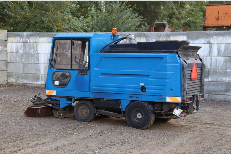 Schmidt SK152S - מטאטא כבישים: תמונה 3 Schmidt SK152S - מטאטא כבישים: תמונה 3