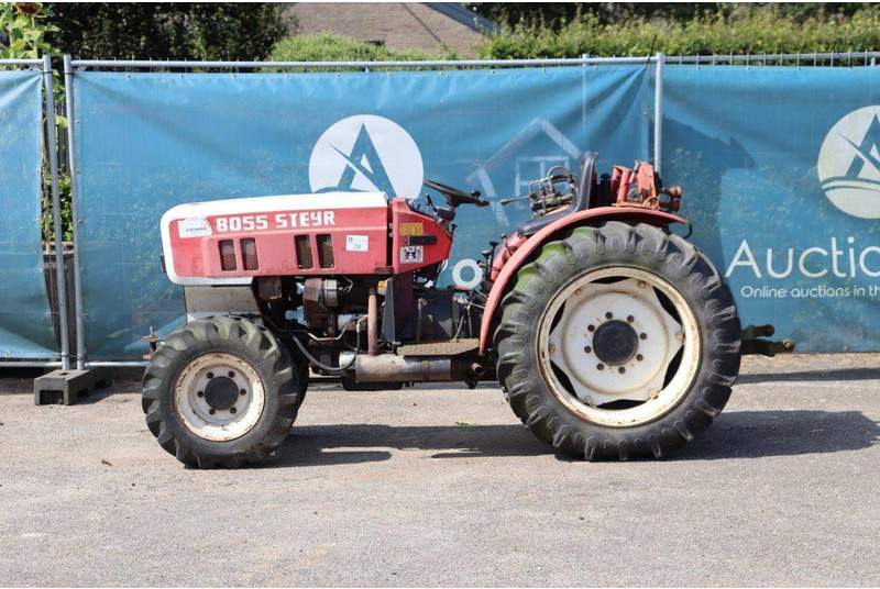Steyr 8055 - טרקטור חקלאי: תמונה 2 Steyr 8055 - טרקטור חקלאי: תמונה 2