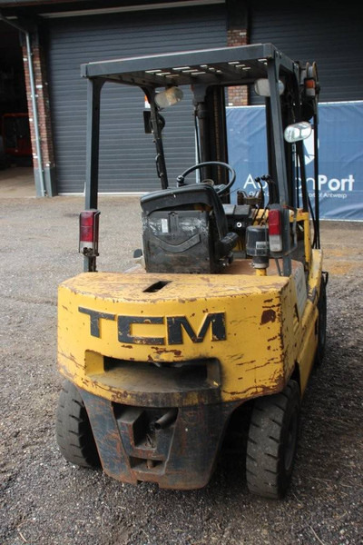 TCM FD25Z2ST - מלגזת סולר: תמונה 5 TCM FD25Z2ST - מלגזת סולר: תמונה 5