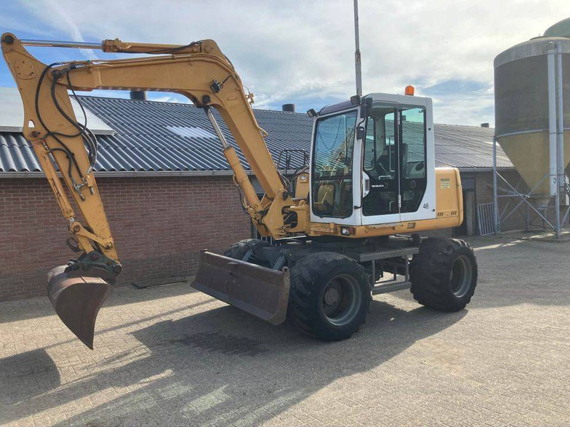 Takeuchi TB070W - מחפר גלגלים: תמונה 1 Takeuchi TB070W - מחפר גלגלים: תמונה 1