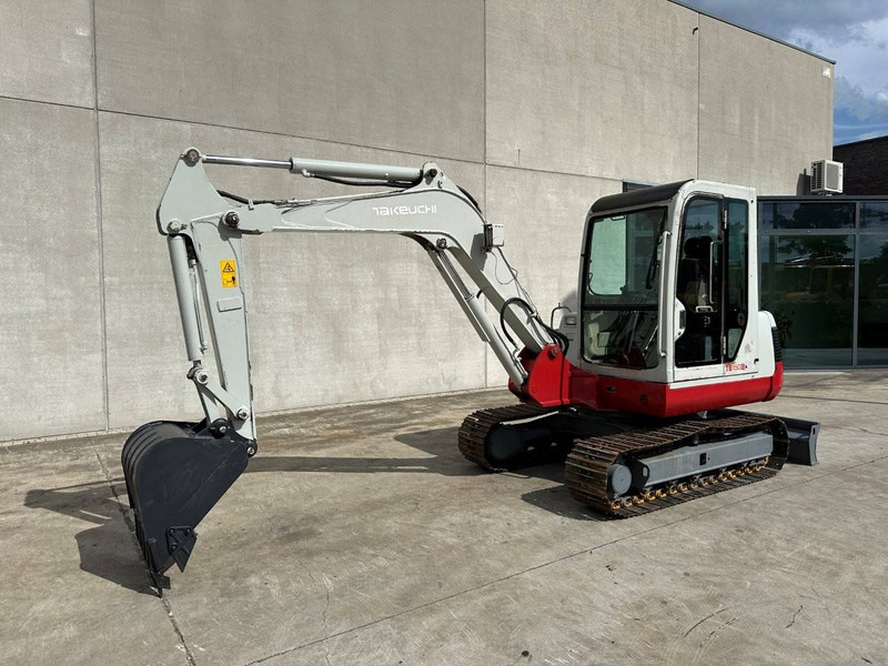 Takeuchi TB150C - מחפר סורק: תמונה 1 Takeuchi TB150C - מחפר סורק: תמונה 1