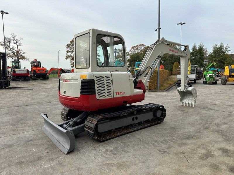 Takeuchi TB150C - מחפר סורק: תמונה 4 Takeuchi TB150C - מחפר סורק: תמונה 4