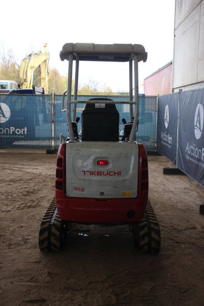 Takeuchi TB216 - מיני מחפר: תמונה 4 Takeuchi TB216 - מיני מחפר: תמונה 4