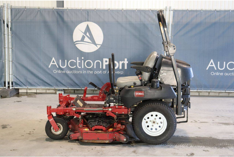 Toro Z Master Professional 7000 series - מכסחת גינה: תמונה 2 Toro Z Master Professional 7000 series - מכסחת גינה: תמונה 2