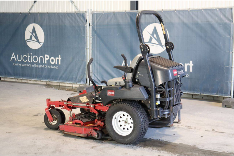 Toro Z Master Professional 7000 series - מכסחת גינה: תמונה 3 Toro Z Master Professional 7000 series - מכסחת גינה: תמונה 3