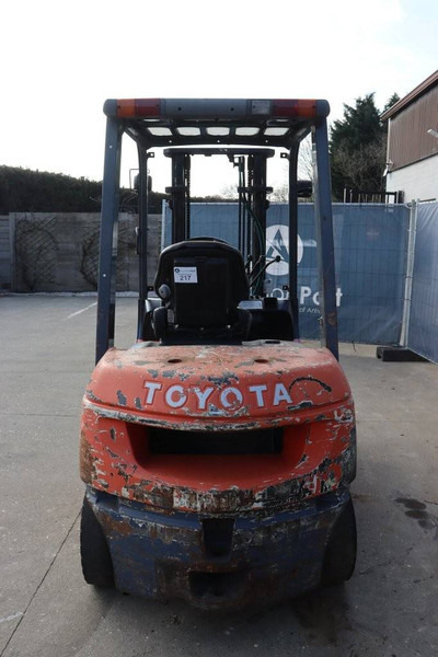 Toyota 62-3FDF25 - מלגזת סולר: תמונה 4 Toyota 62-3FDF25 - מלגזת סולר: תמונה 4