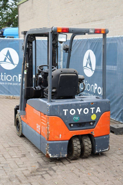 Toyota 7FBEF18 - מלגזה חשמלית: תמונה 4 Toyota 7FBEF18 - מלגזה חשמלית: תמונה 4