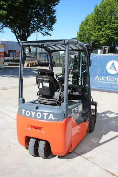 Toyota 8FBE16T - מלגזה חשמלית: תמונה 5 Toyota 8FBE16T - מלגזה חשמלית: תמונה 5