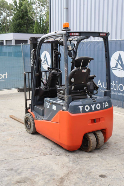 Toyota 8FBEK18T - מלגזה חשמלית: תמונה 4 Toyota 8FBEK18T - מלגזה חשמלית: תמונה 4