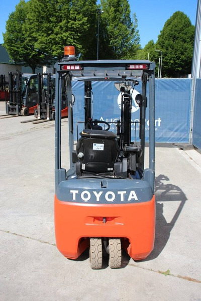 Toyota Traigo 15 - מלגזה חשמלית: תמונה 4 Toyota Traigo 15 - מלגזה חשמלית: תמונה 4