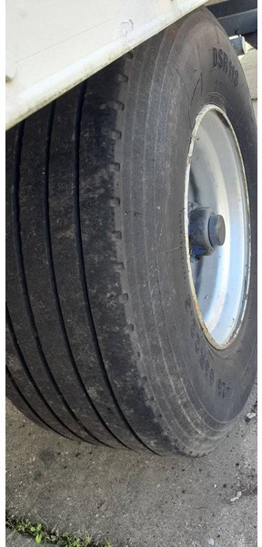 Van Hool 2B2001 - סמיטריילר בתיבה סגורה: תמונה 5 Van Hool 2B2001 - סמיטריילר בתיבה סגורה: תמונה 5