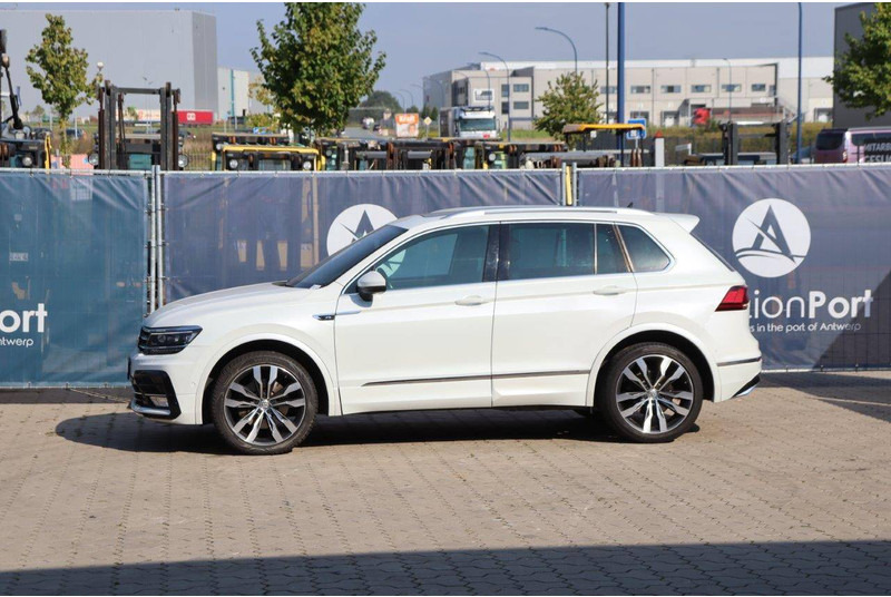 Volkswagen Tiguan R line - מכונית: תמונה 1 Volkswagen Tiguan R line - מכונית: תמונה 1