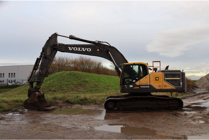 Volvo EC300EL - מחפר סורק: תמונה 2 Volvo EC300EL - מחפר סורק: תמונה 2